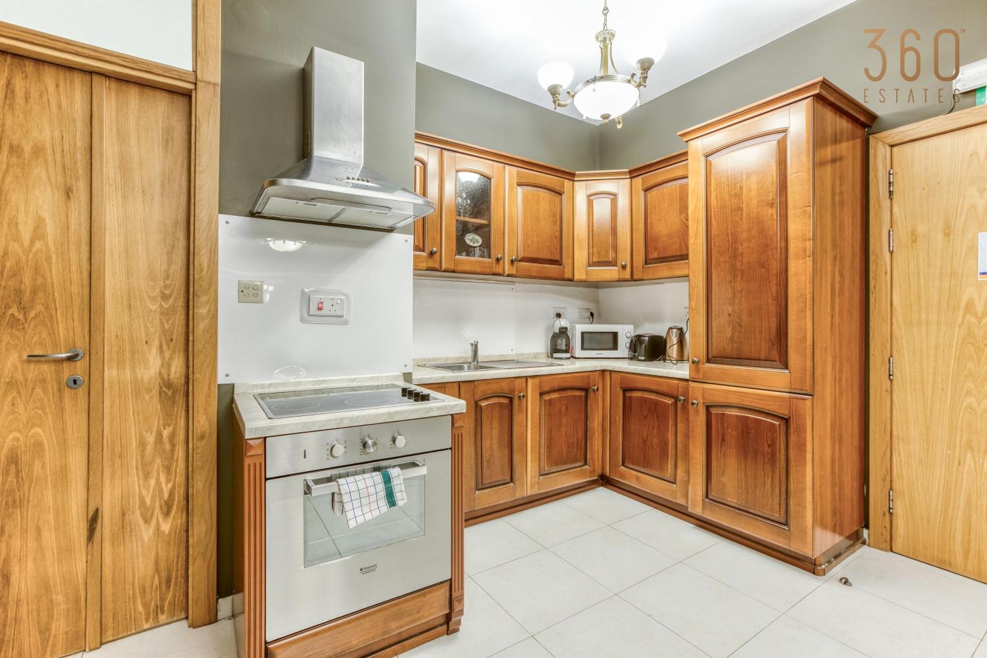 A Comfortable Apartment In The Heart Of Paceville Bt 360 Estates Saint Julian's Εξωτερικό φωτογραφία